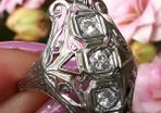 Antique Art Deco Diamond and 18 Carat White Gold Ring