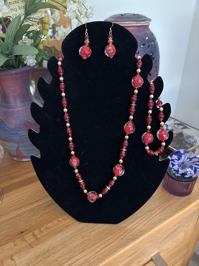 Murano Glass Necklace, Bracelet and Earring Set