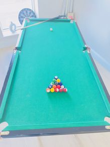 Pool table