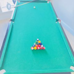 Pool table