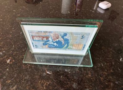Jack Nicklaus 5 pounds note glass paperweight