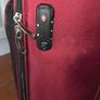 Cabin suitcase Image 7