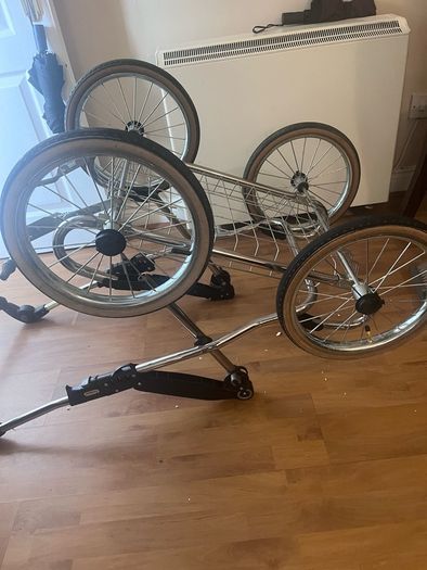 Emmaljunga Classic Pram