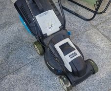 Lawnmower