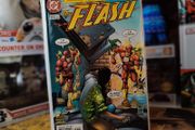 The Flash ! Issue #123 ! Homage of the cover of The Flash #123 from 1961 ! by DC Comics ! 1997 !