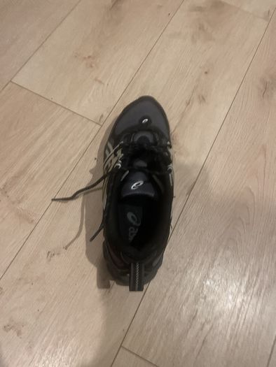 ASIC runners stunning
