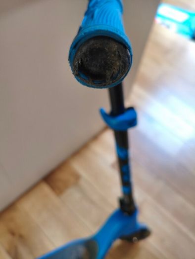 Kids scooter
