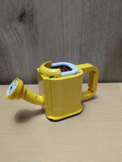 31149 LEGO Flowers in Watering Can