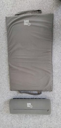 Sweaty Betty Yogi Bare Acupressure Mat And Pillow Set