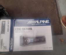 Alpine car headunit