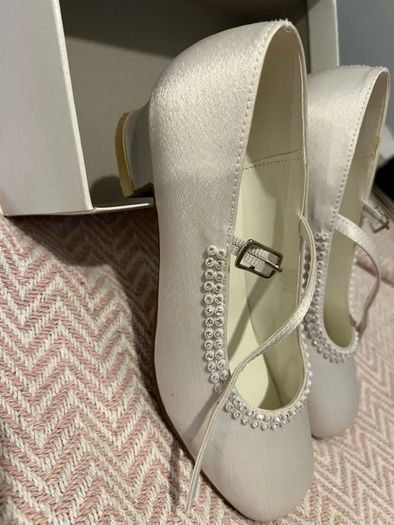 communion dress shoes accessories