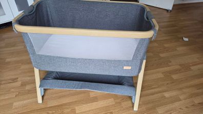 Tutti Bambini CoZee Bedside Crib (Oak/Charcoal) with Travel Bag - Excellent Condition