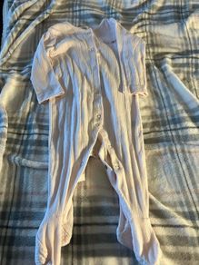 Girls new sleeping suit 9/12 mths