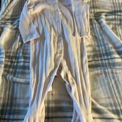 Girls new sleeping suit 9/12 mths