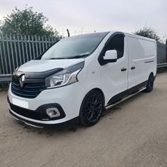 Renault Trafic Sport+ Splitter