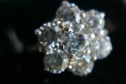 Vintage 9Ct Solid Gold 375 Beautiful Cubic Zirconia Ring 3,99g
