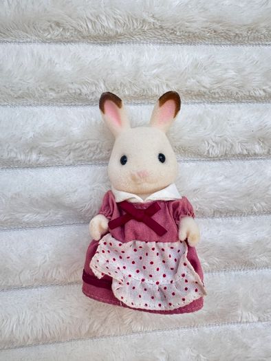 Sylvanian Families Chocolate Mother Figure Vintage 1985 Epoh approx. 9 cm. Dirty Used Please see photos