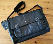 Casual handbag genuine leather black Stylish office bag for documents laptop Shoulder