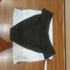 Victoria Secrets Bikini Bottoms (XS)