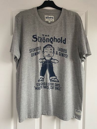 Men's T-shirt size Large