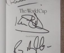 IRELAND Football autographs - signed BOOKS