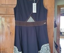 Ladies Navy/cream Dress NEW with tags