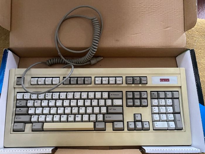 vinrage digital ps/2 keyboard