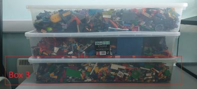 Assorted lego pieces (box 3 -