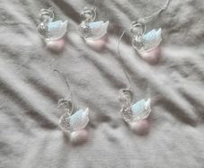 Christmas Tree Swan Decorations x 5