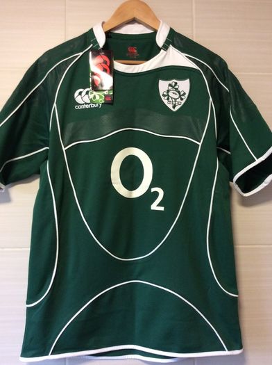 Ireland Rugby Jersey. Brand New With Tags. Official Canterbury Home Jersey. Grand Slam Winning Jersey 2009. Original From The Time. Not A Modern Day Remake.