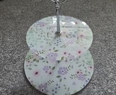 cake stand