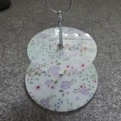 cake stand