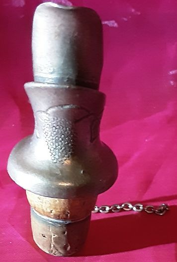 Vintage pewter bottle stop/ pourer