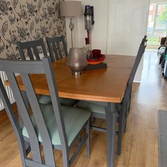 Dining room table and 6 chairs