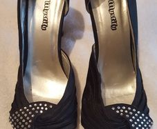 Ladies black and bling shoes size 7