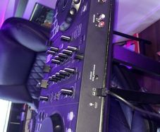 dj controller with speakers
