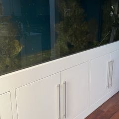 3000 litre salt water fish tank and cabinet