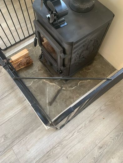 Stove surround guard