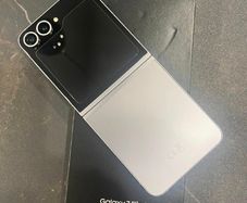 Samsung Z flip 6