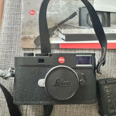 Leica M11