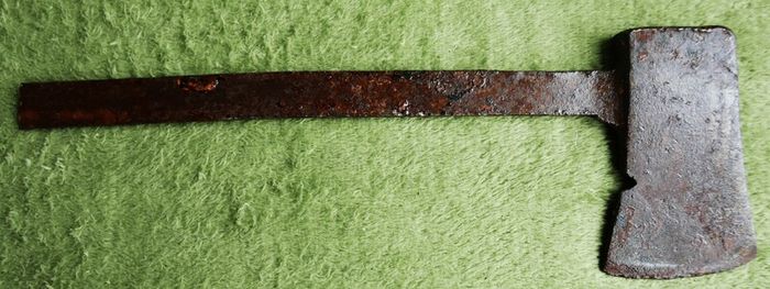 Vintage Forged World Famous Hand Axe Hatchet Wood Splitter Old Tool