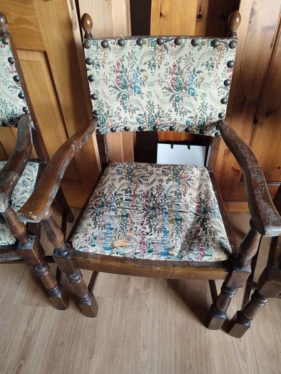 Set of 4 Traditional Wooden Dining Chairs, Vintage Style