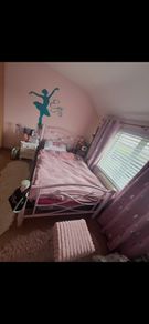 4 Foot 6 frame pink and white but can be painted