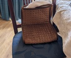 Plug in foot warmer
