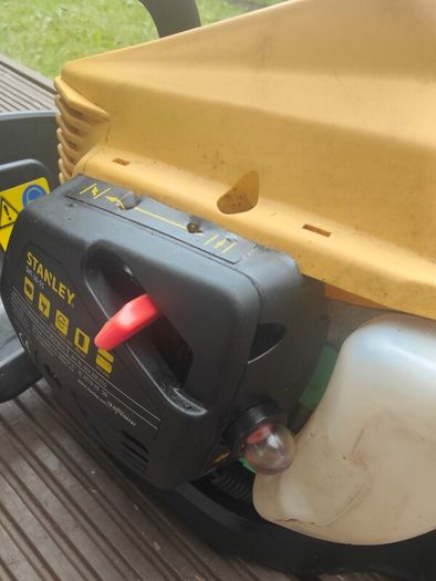 hedge trimmer for parts or repairs stanley