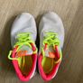 girls nike trainers size 1 Image 4
