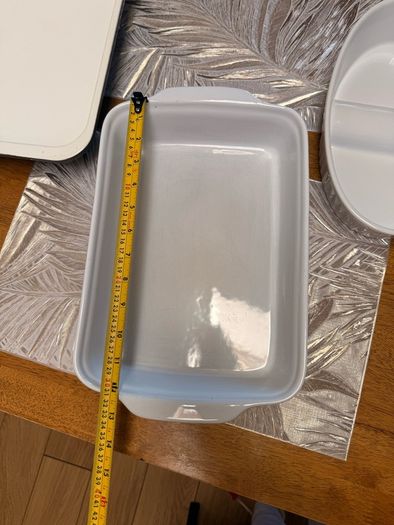 Ceramic baking trays