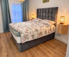 Ottoman King Size Divan Bed with Storage + Mattress, Paid 1,500 EUR, Excellent Condition