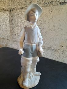 Lladro Fisher Boy