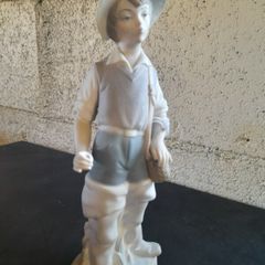 Lladro Fisher Boy